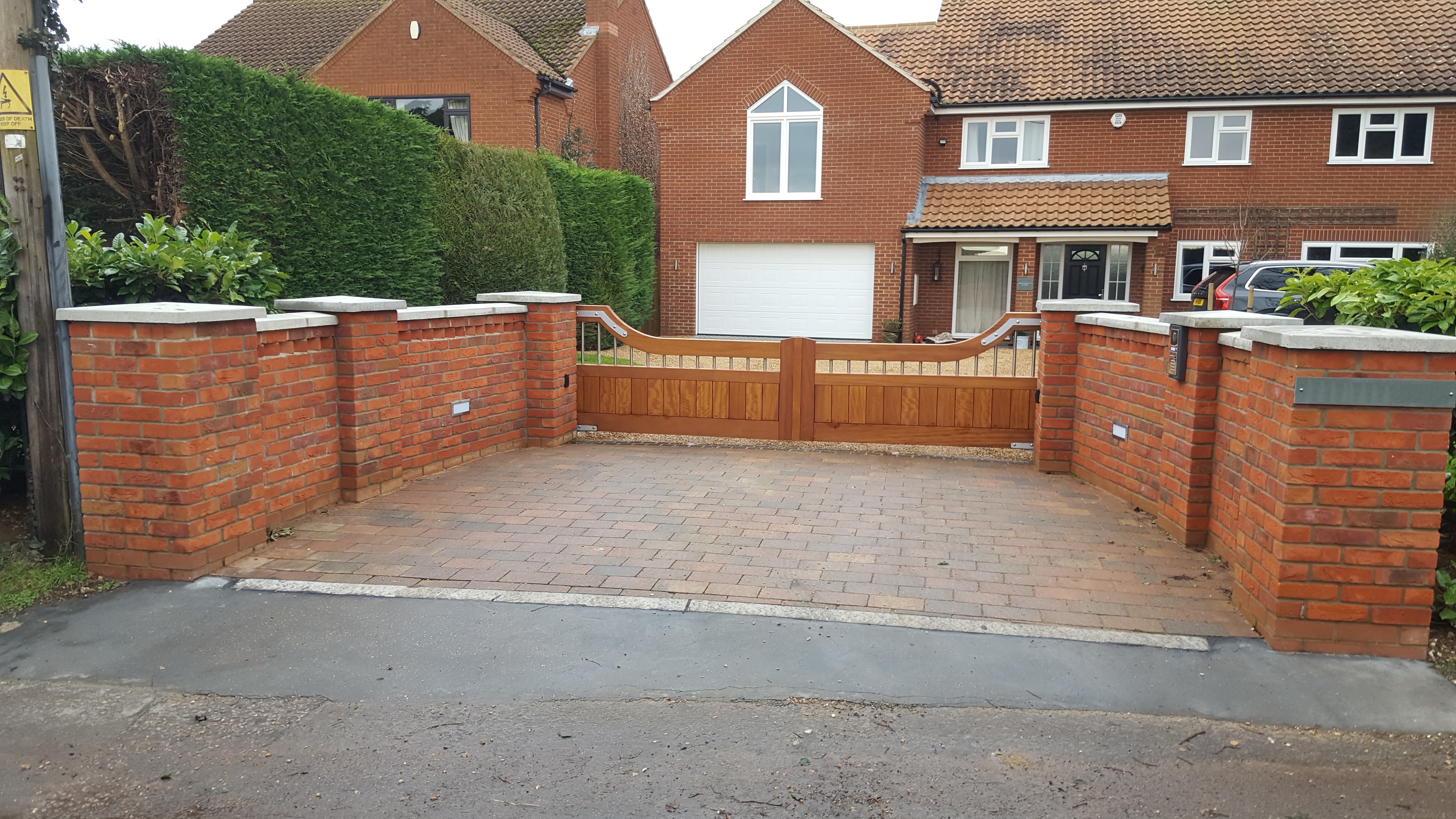 Gate entrance brickwork